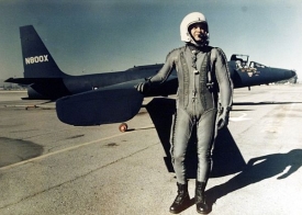 Gary Powers, americký pilot.